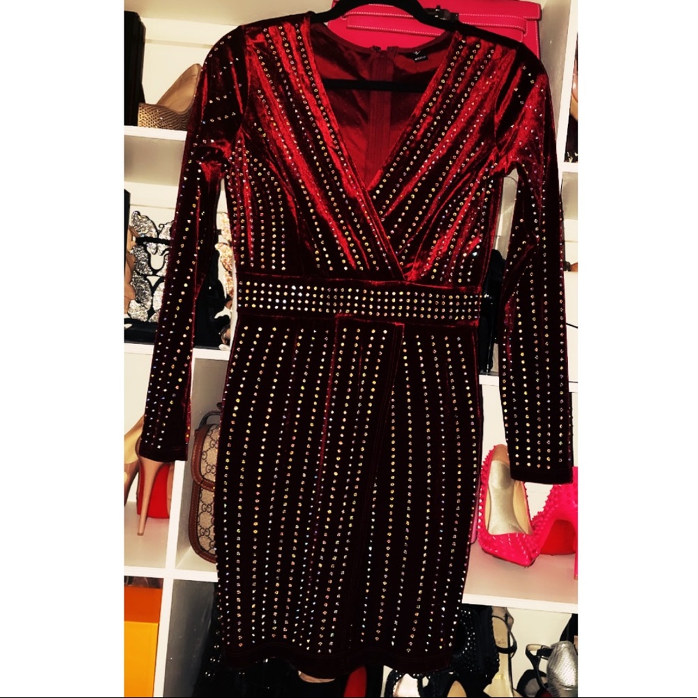Windsor burgundy party velvet mini dress